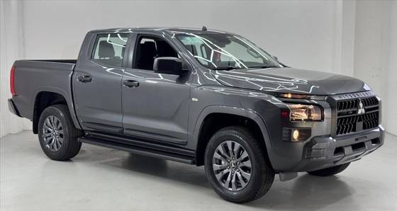 MITSUBISHI TRITON 2.4 BITURBO DIESEL CD GLS 4X4 AUTOMÁTICO